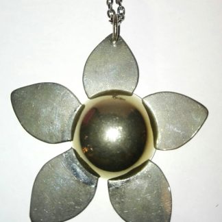 ciondolo fiore
